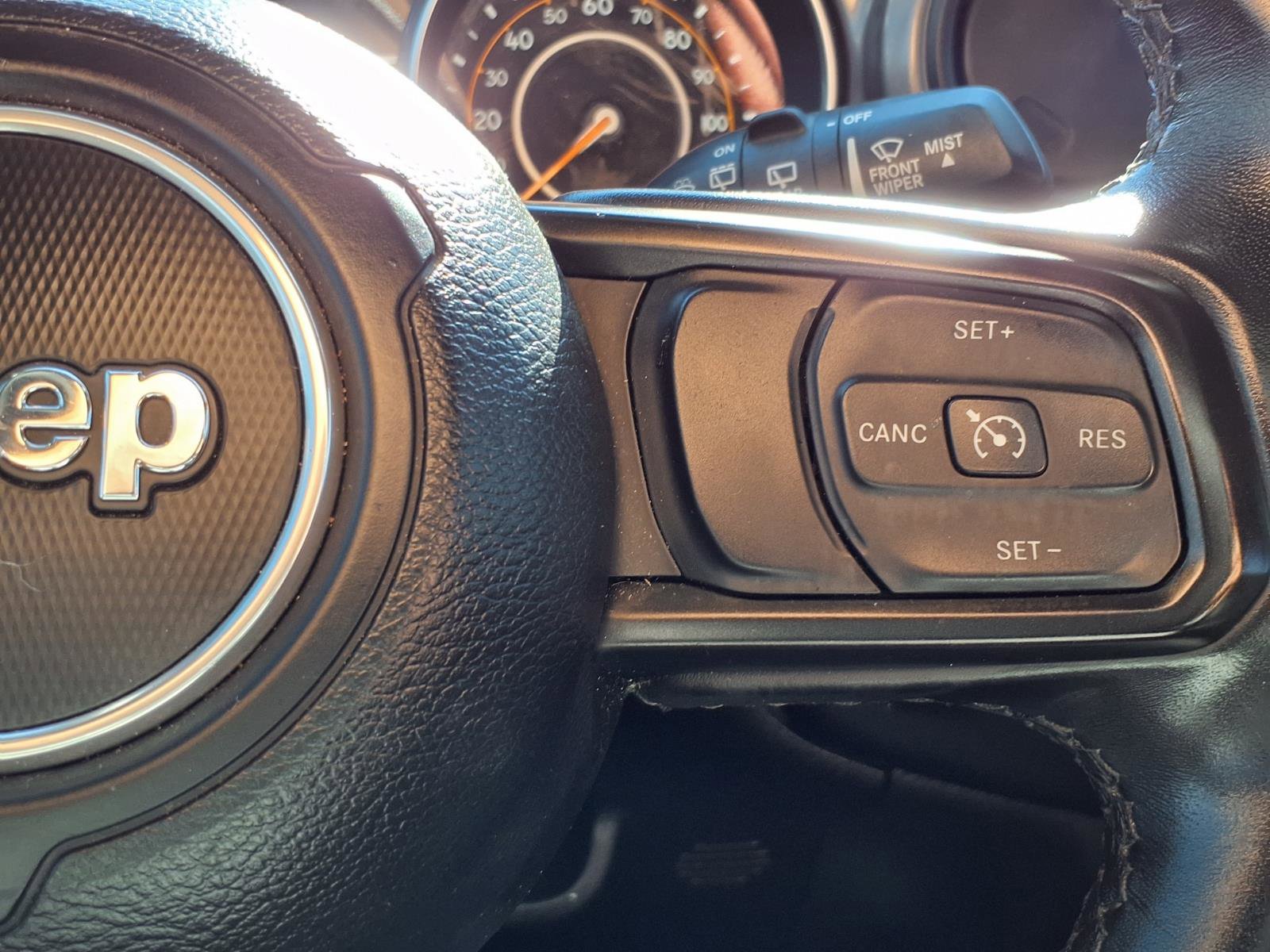 Used 2022 Jeep Wrangler Sport image 15