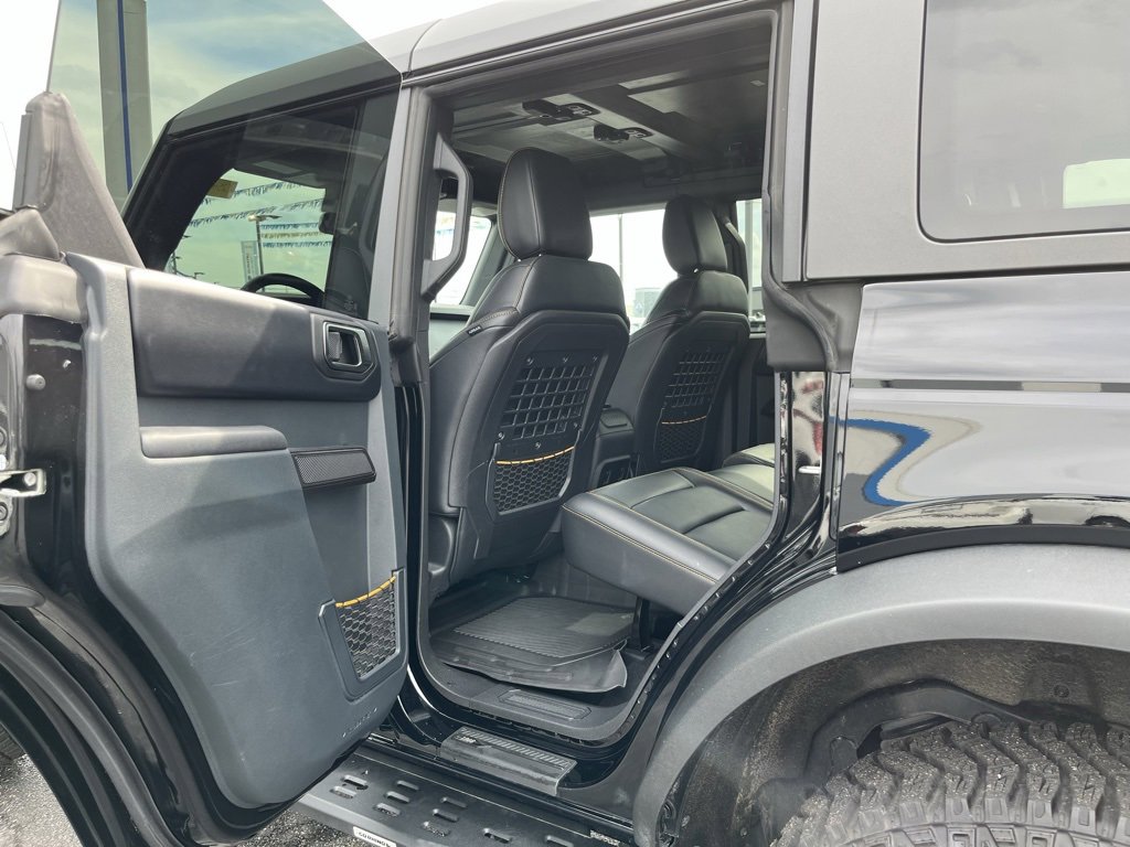 Used 2024 Ford Bronco Badlands image 25