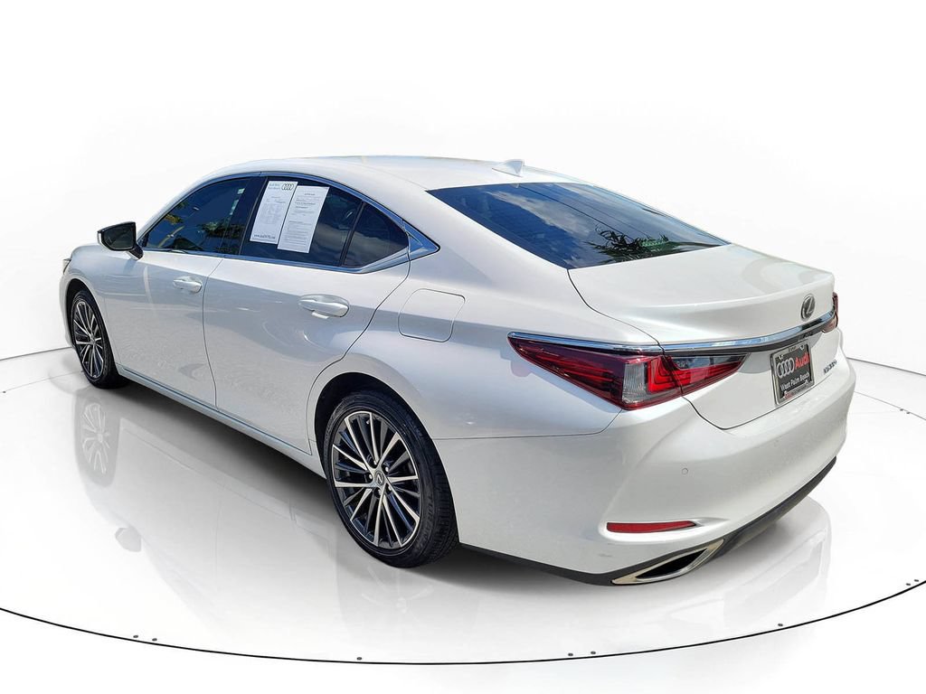 Used 2024 Lexus ES 350 w/ Premium Package FWD image 3