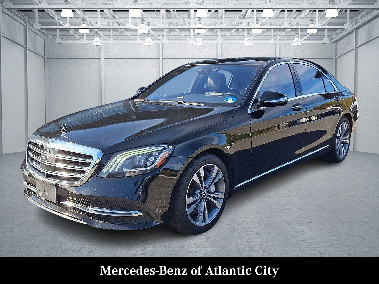 Used 2020 Mercedes-Benz S 560 4MATIC Sedan image 3