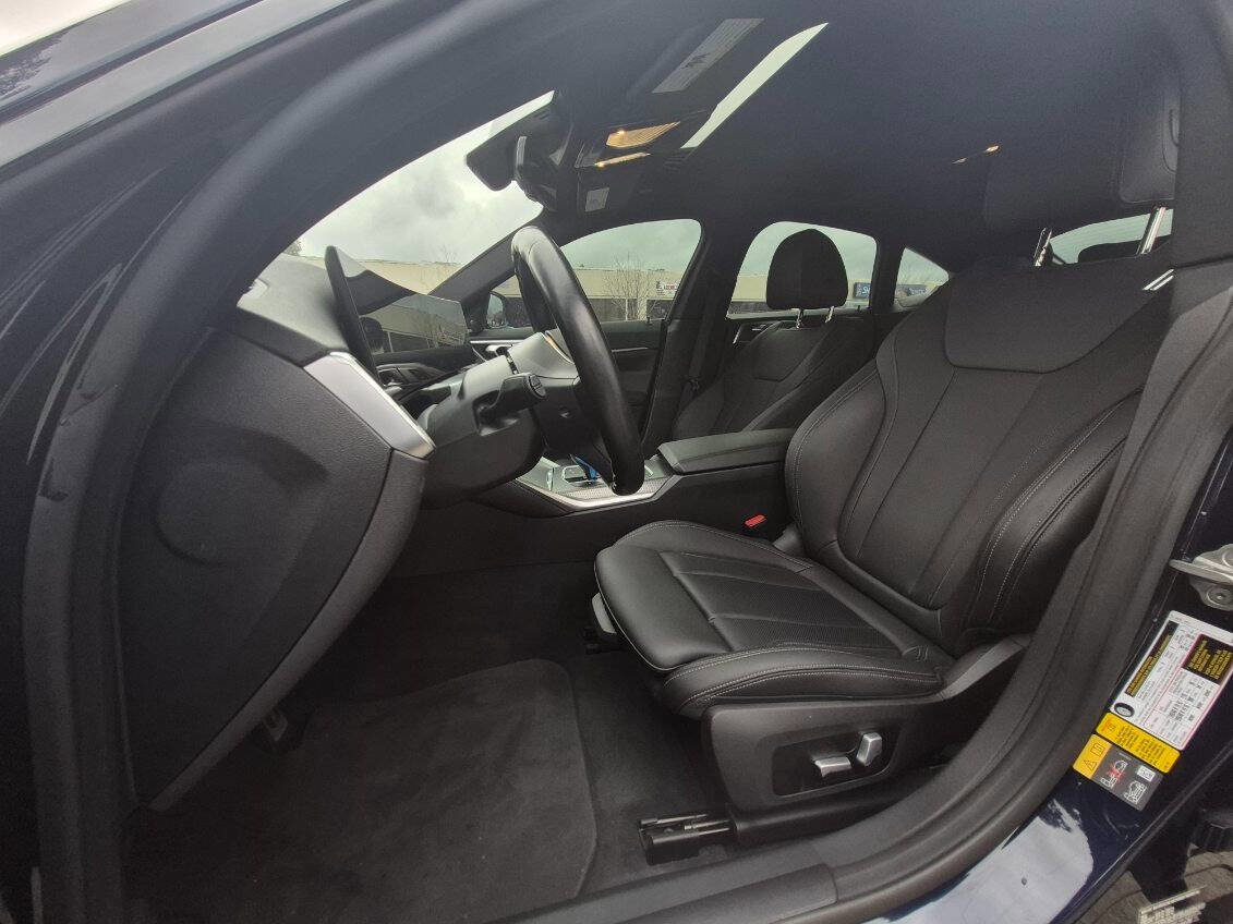 Used 2023 BMW i4 eDrive40 w/ M Sport Package image 13