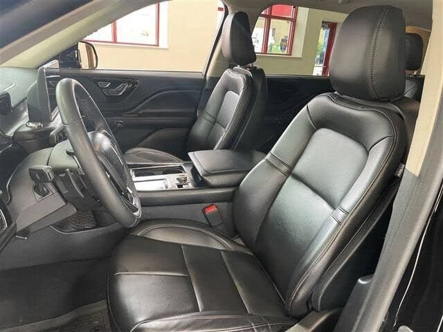 Used 2023 Lincoln Aviator AWD image 20
