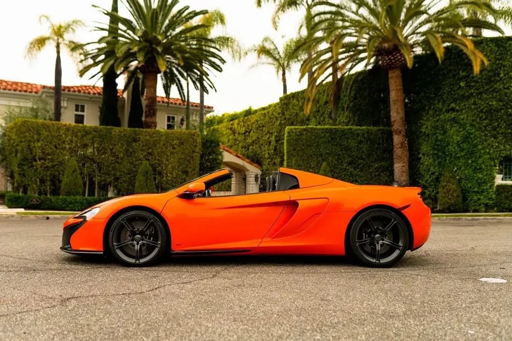 Used 2015 McLaren 650S Spider RWD image 21
