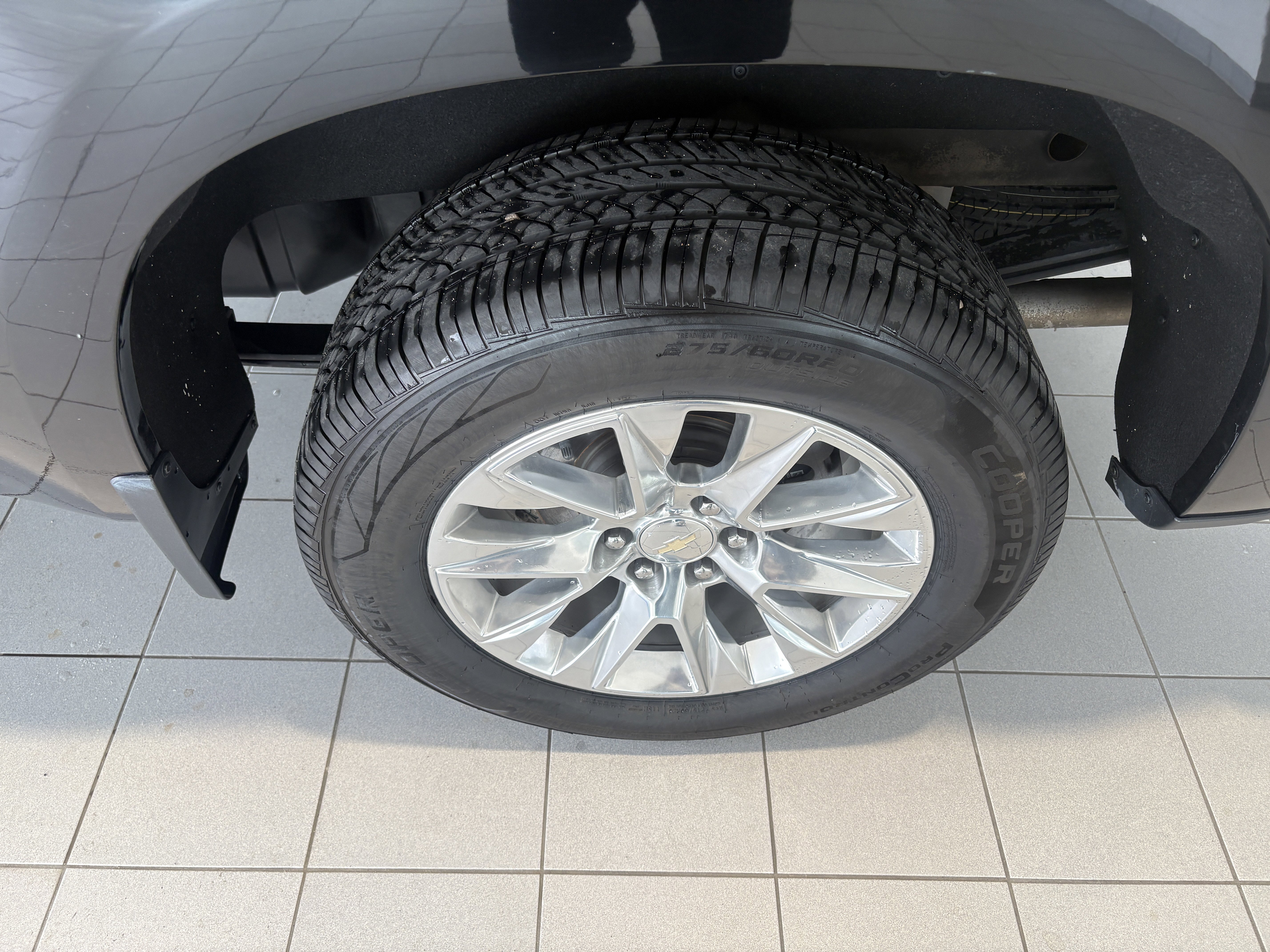 Used 2022 Chevrolet Silverado 1500 LTZ image 8