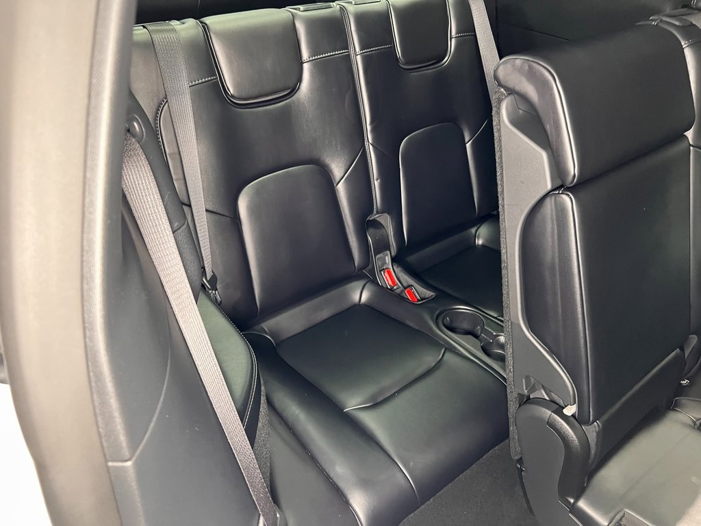 Used 2023 Tesla Model Y Long Range image 12