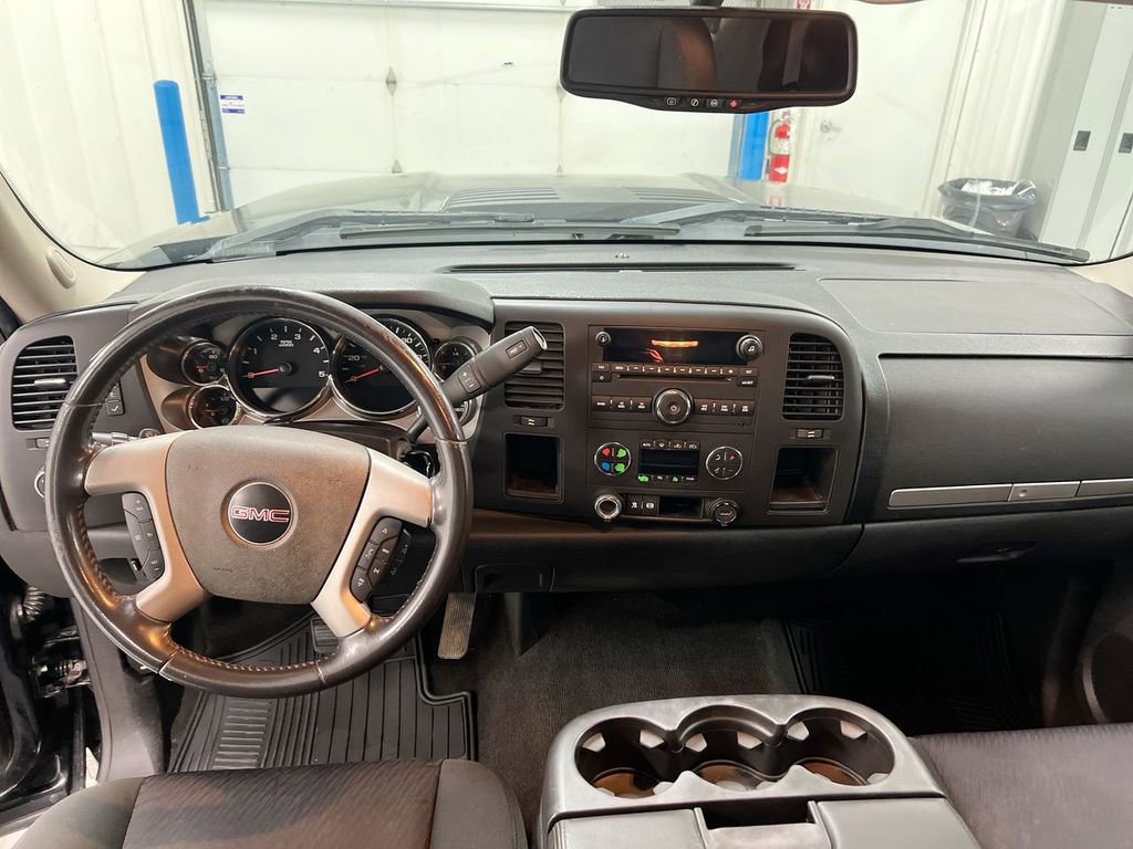 Used 2011 GMC Sierra 2500 SLE w/ SLE Preferred Package image 10