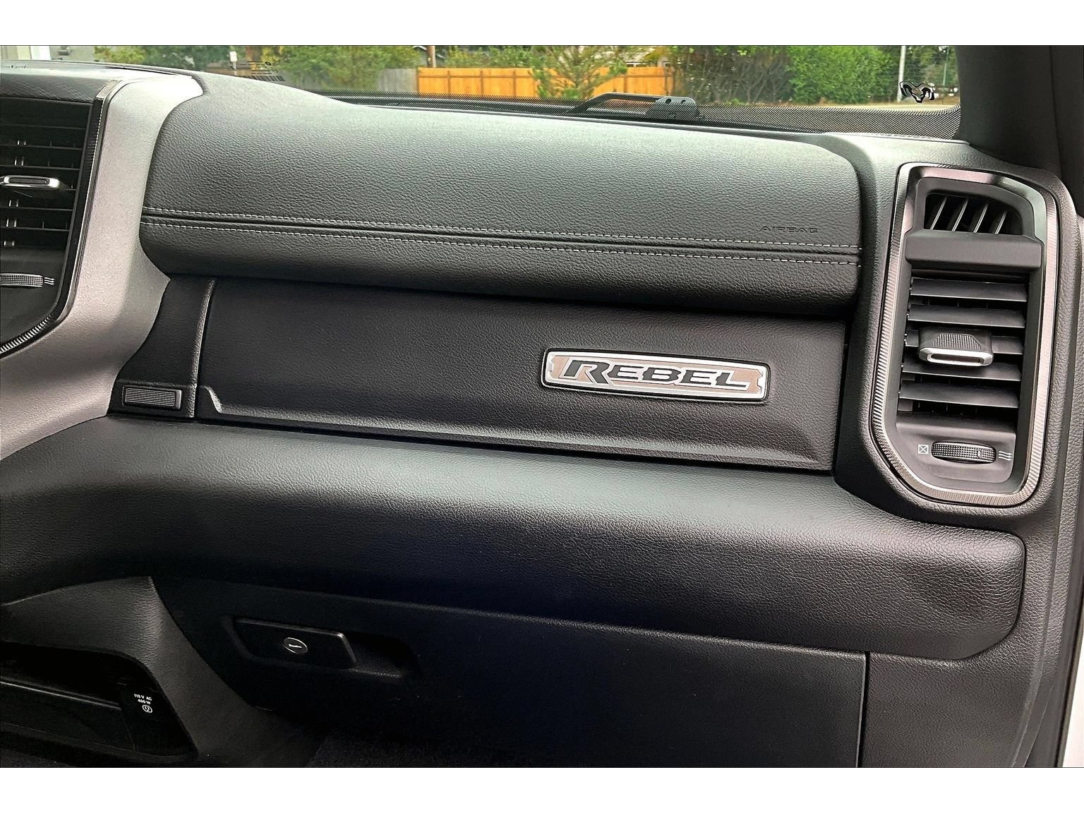 Used 2026 RAM 2500 Rebel AWD/4WD image 15