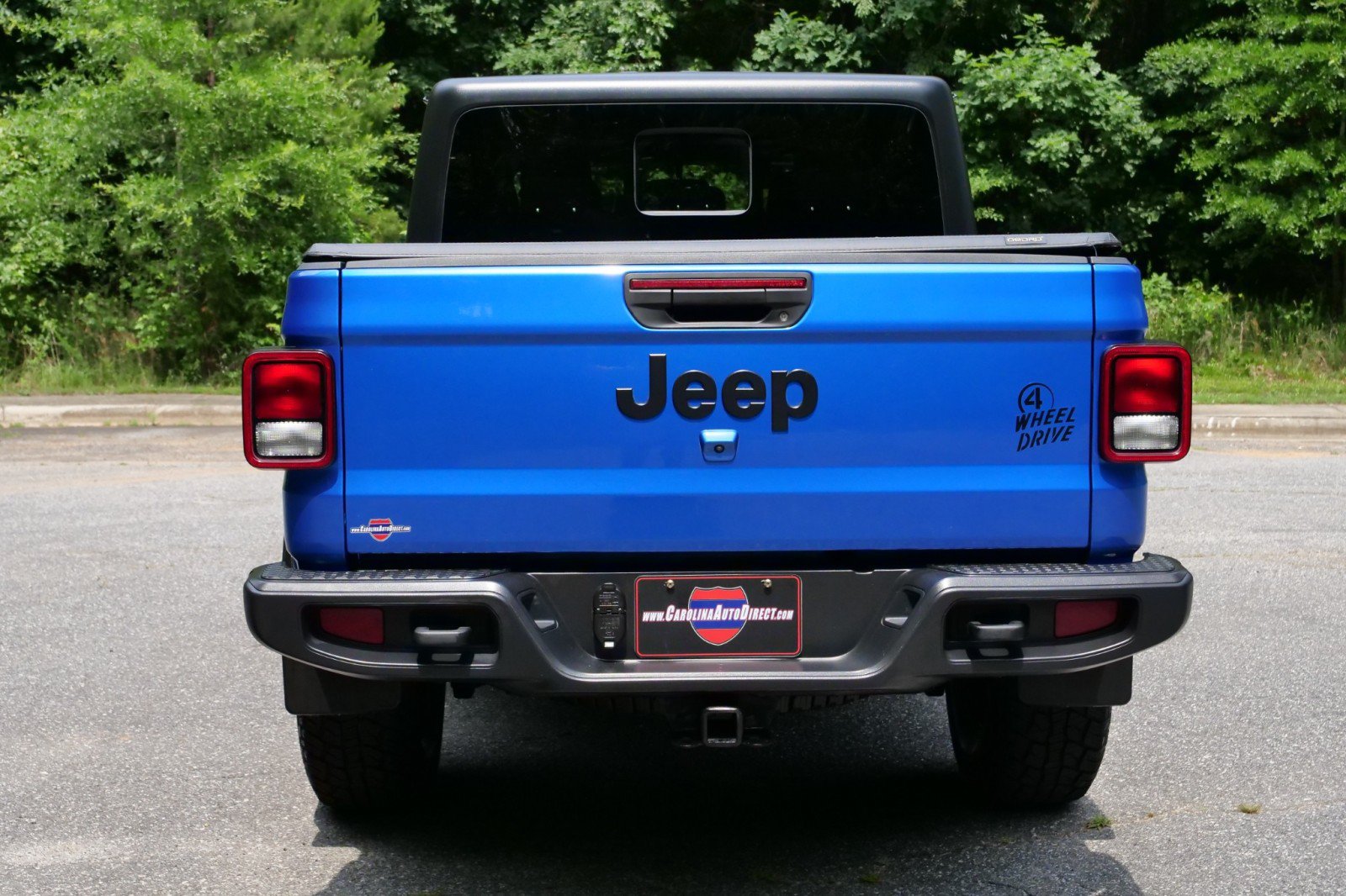 Used 2021 Jeep Gladiator Sport AWD/4WD image 17