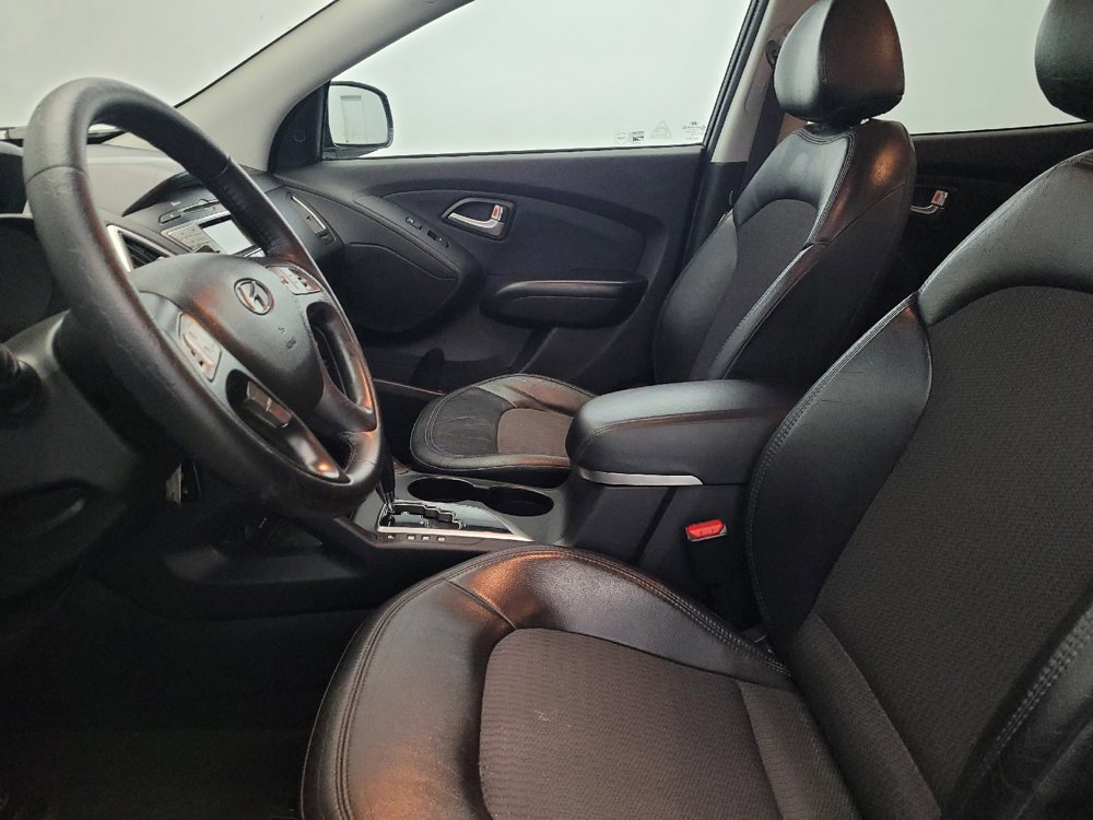 Used 2013 Hyundai Tucson GLS FWD image 17