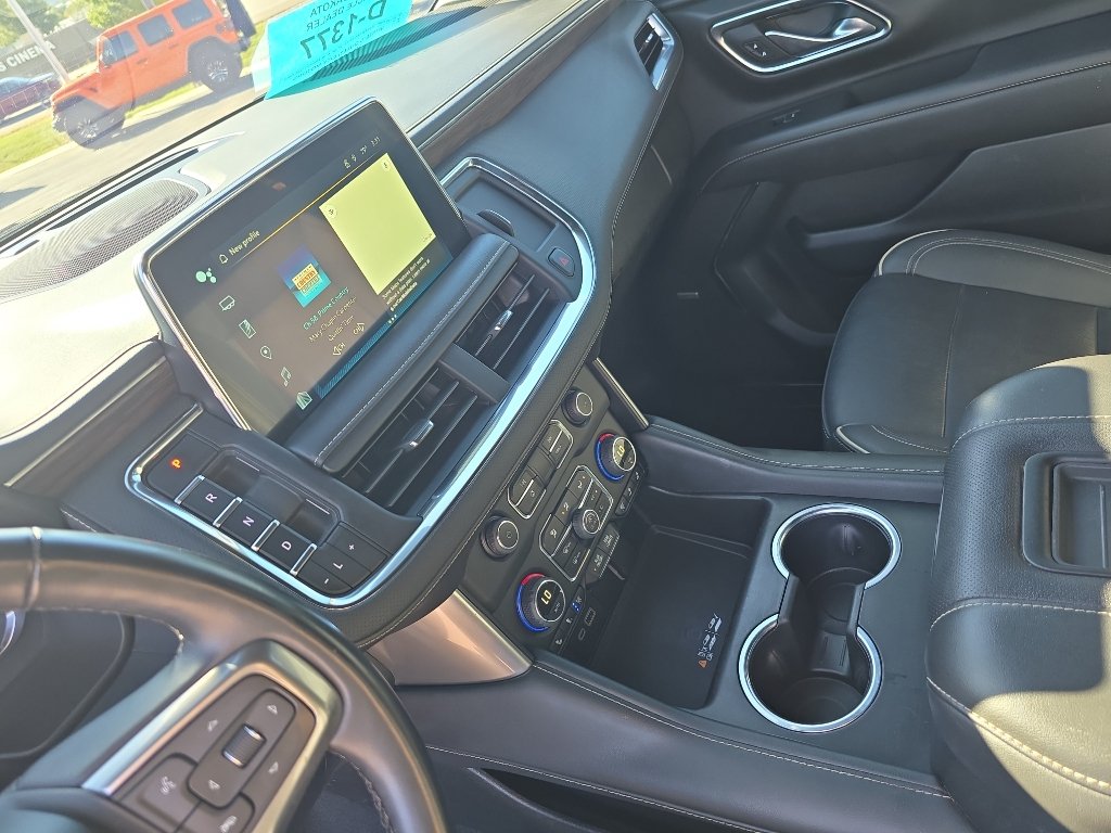 Certified 2024 Chevrolet Suburban Premier AWD/4WD image 21