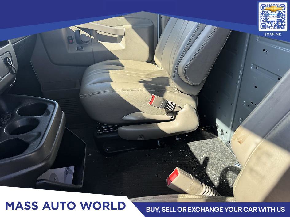 Used 2020 Chevrolet Express 2500 w/ Driver Convenience Package image 8