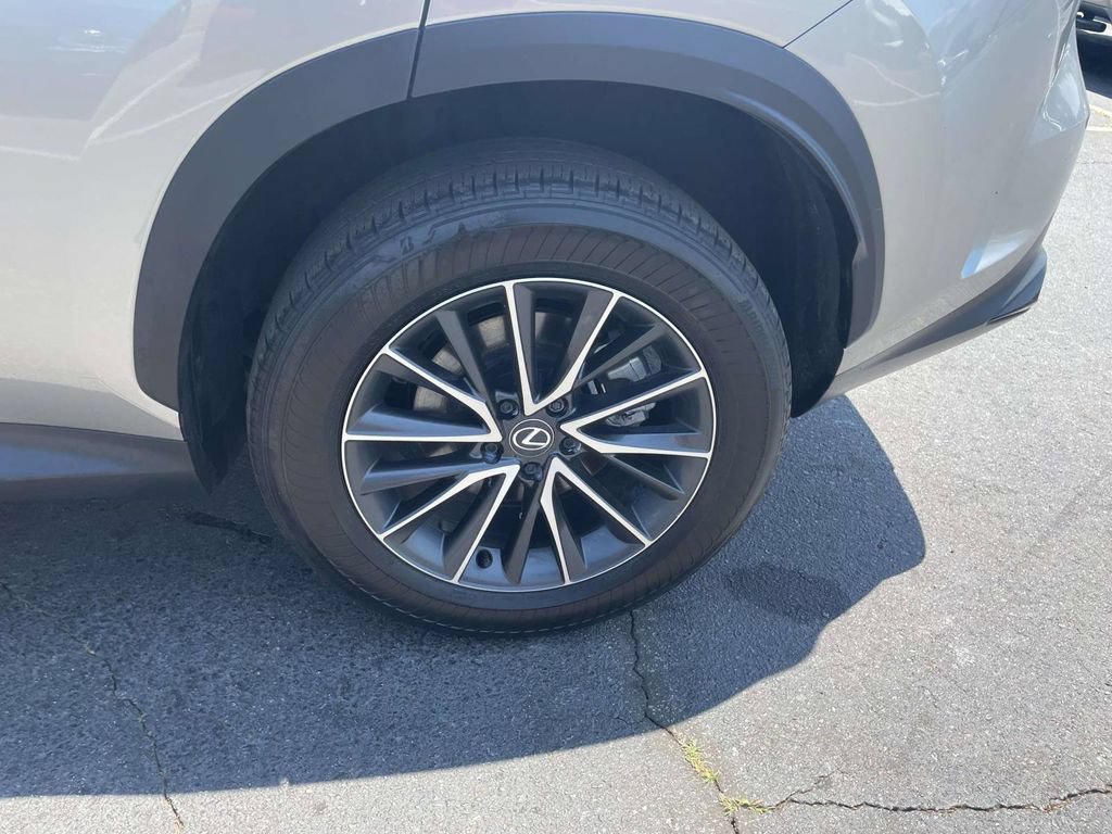 Used 2025 Lexus NX 350 AWD w/ Accessory Package (Z2) image 13