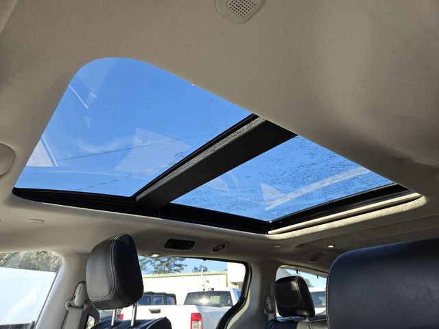 Used 2024 Chrysler Pacifica Limited image 17