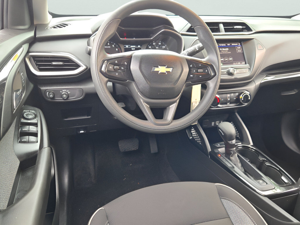 Certified 2023 Chevrolet TrailBlazer LS FWD image 22