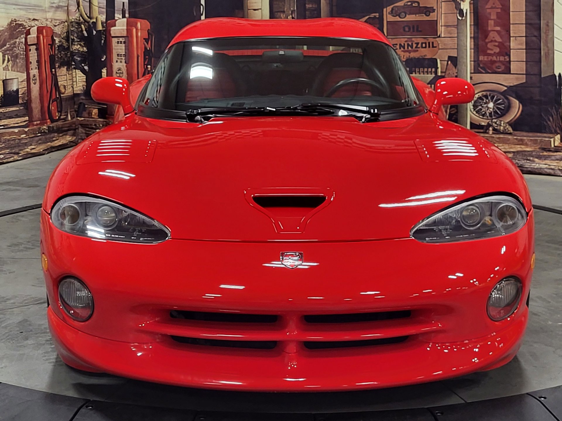 Used 1997 Dodge Viper GTS image 2