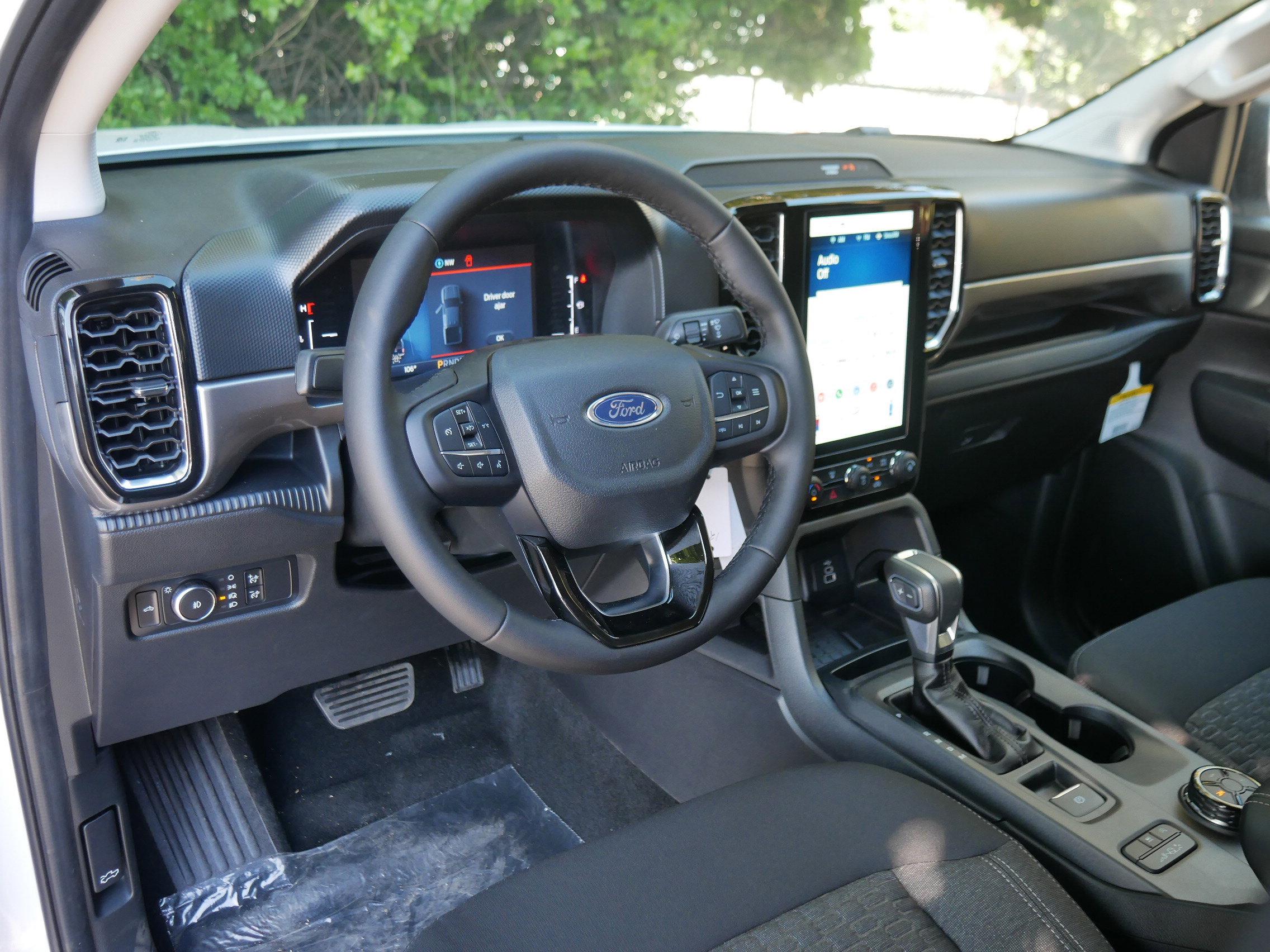 New 2025 Ford Ranger XLT w/ FX4 Off-Road Package image 4