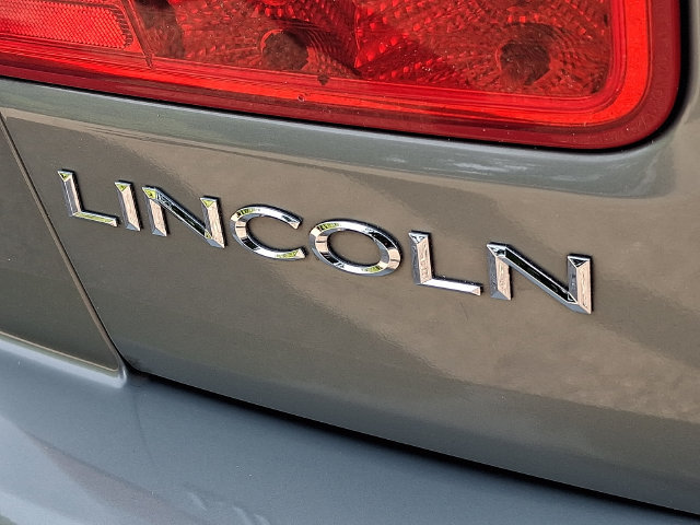 Used 2009 Lincoln MKZ FWD image 30