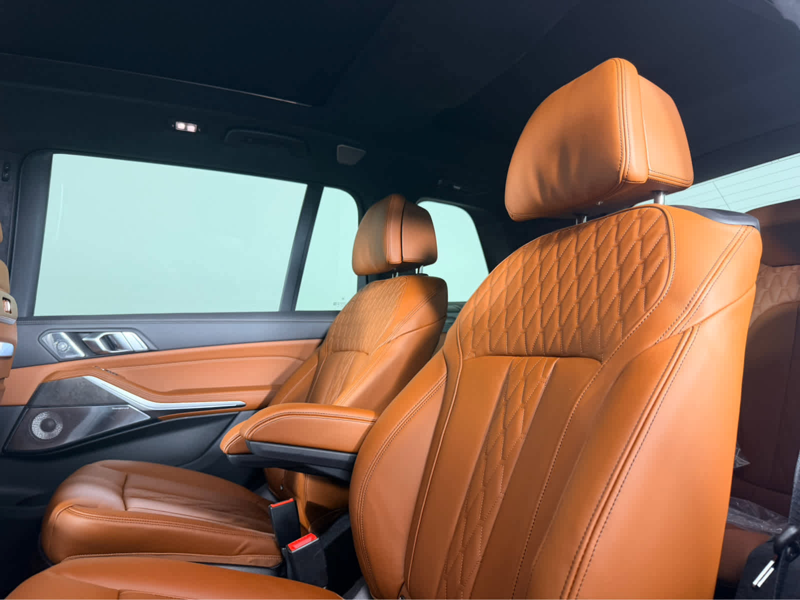 New 2026 BMW X7 M60i AWD/4WD image 17