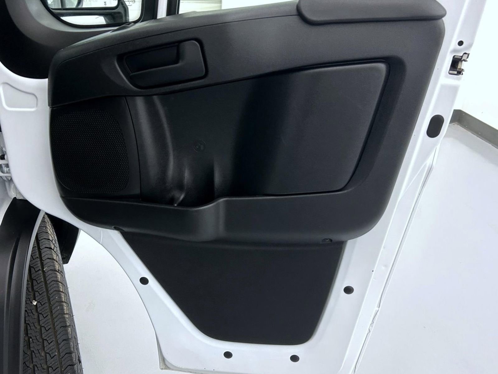 Used 2023 RAM ProMaster 2500 FWD image 16
