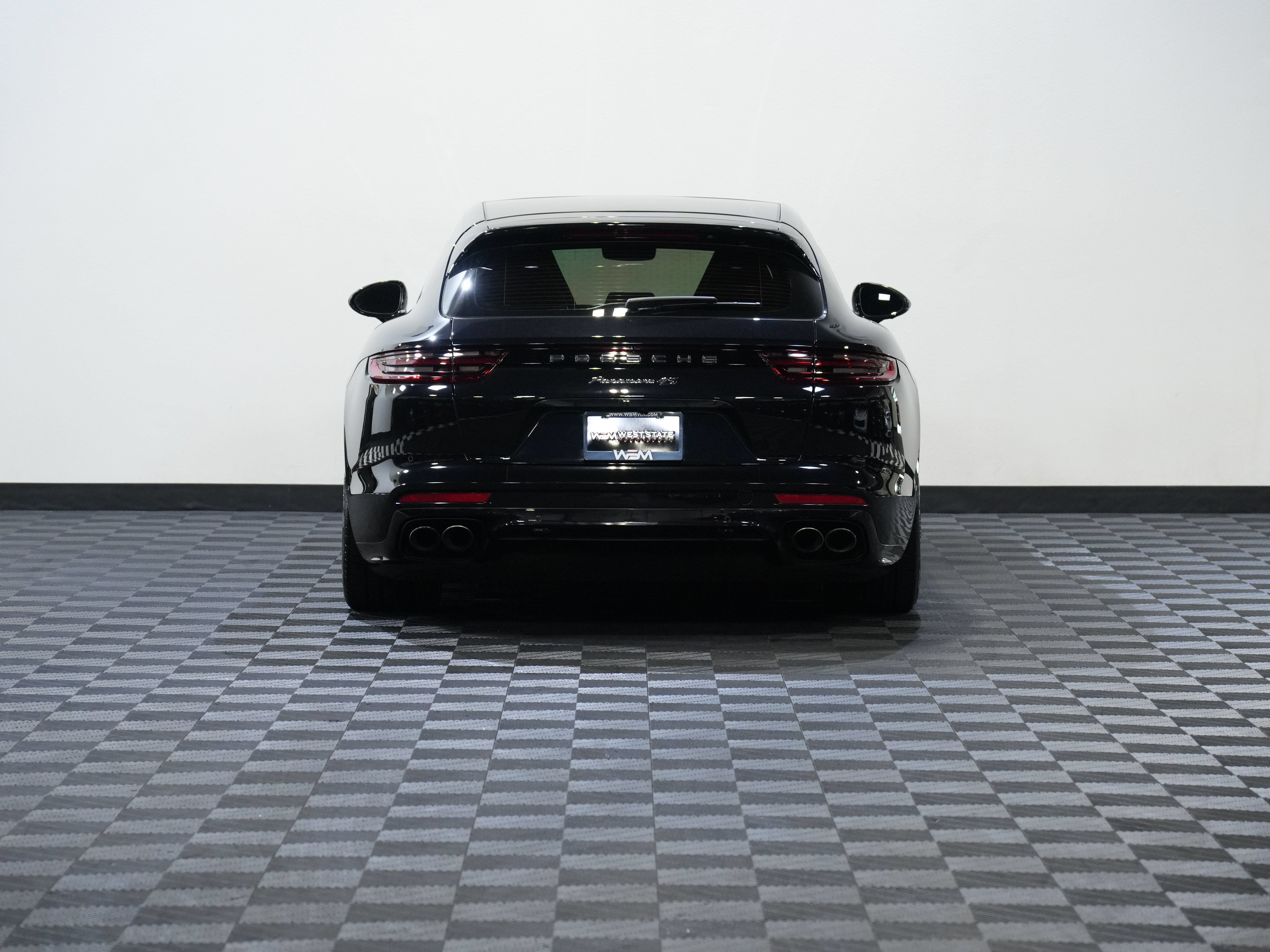 Used 2018 Porsche Panamera 4S AWD/4WD image 7