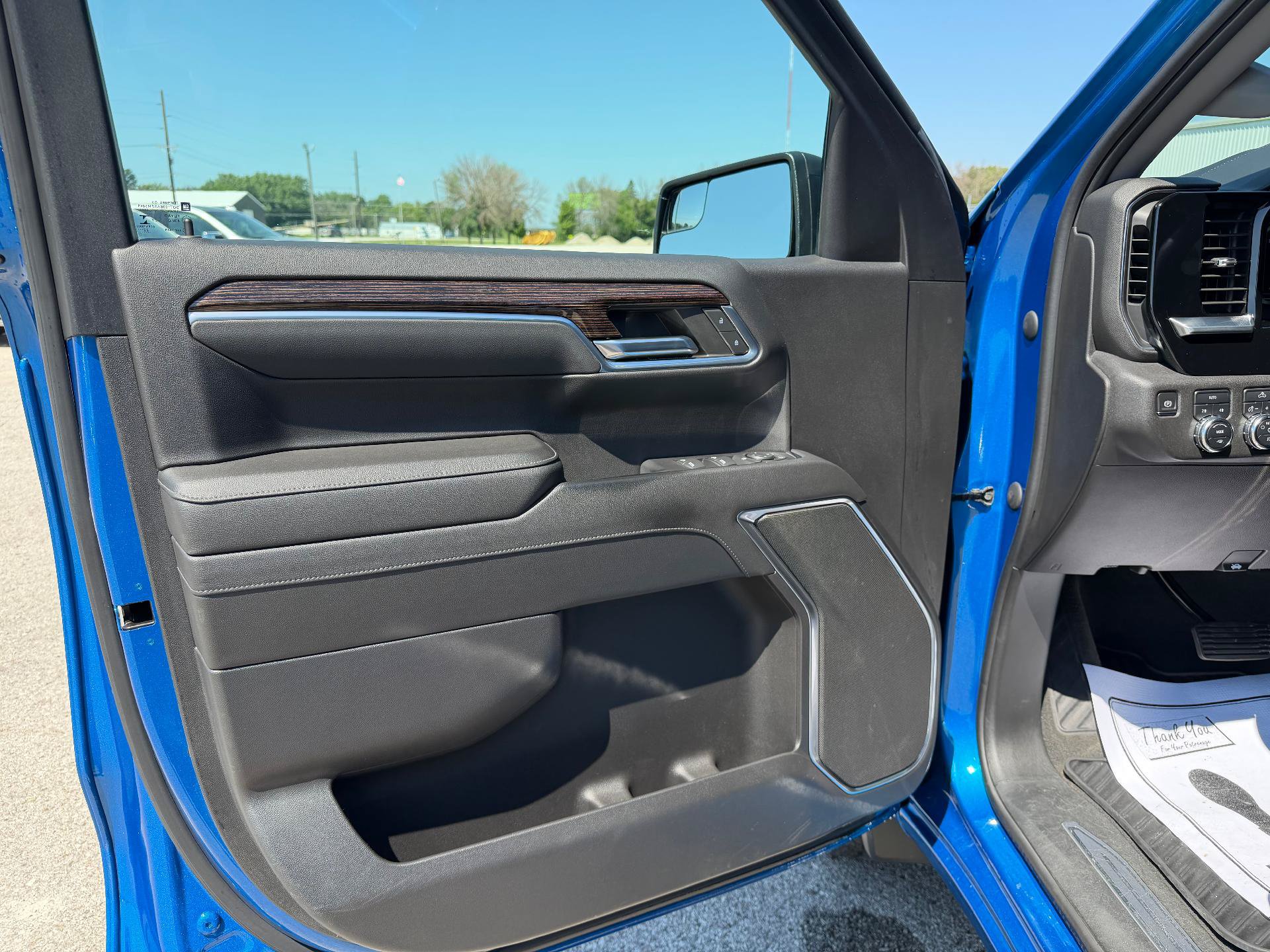 Used 2022 GMC Sierra 1500 Elevation AWD/4WD image 11