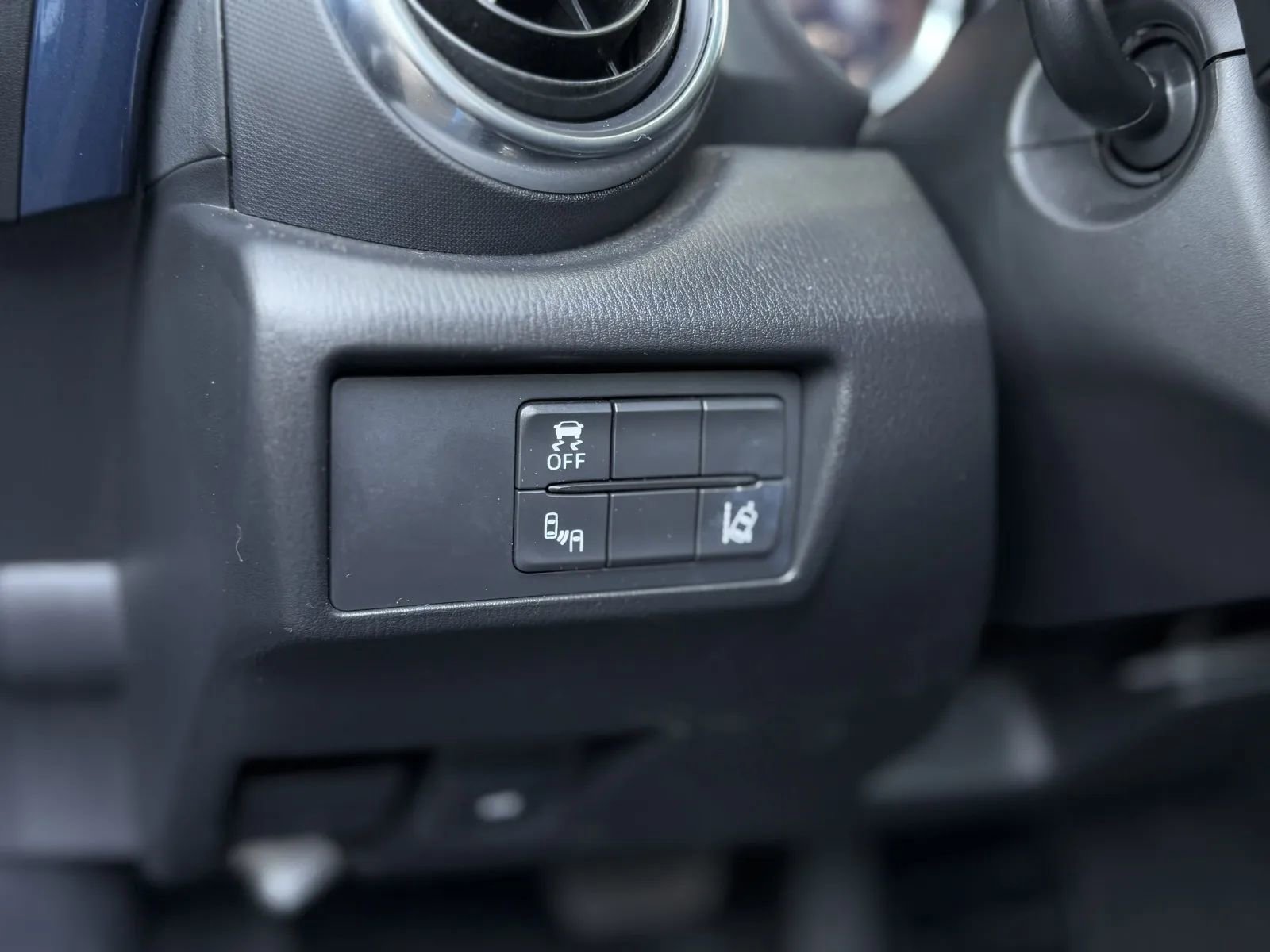 Used 2018 MAZDA MX-5 Miata RF Grand Touring image 22