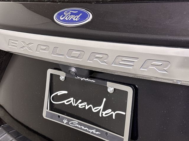 Used 2022 Ford Explorer XLT w/ Equipment Group 202A image 32