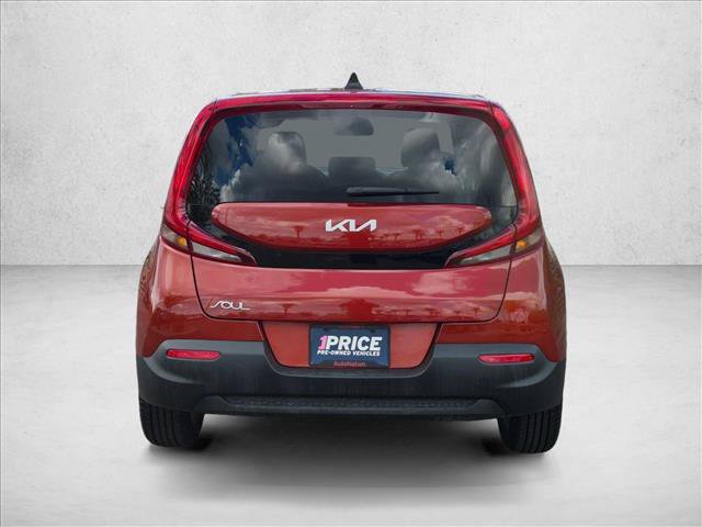 Used 2022 Kia Soul LX w/ Technology Package FWD image 7