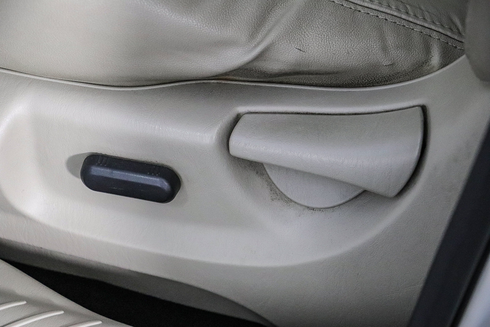 Used 2012 Ford Escape XLT FWD image 20
