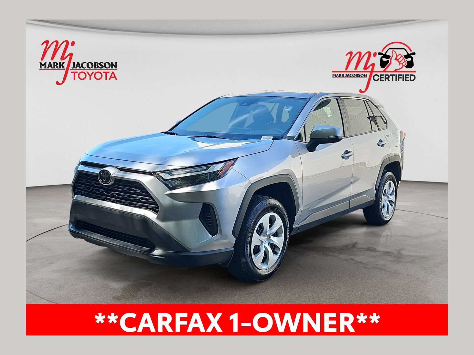 Used 2025 Toyota RAV4 LE FWD image 1