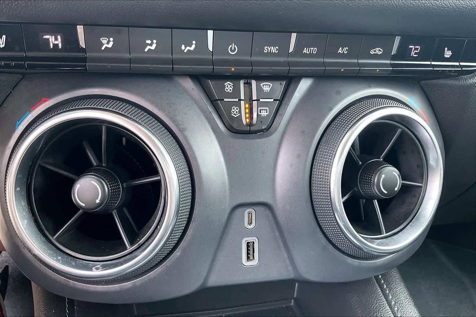 Used 2021 Chevrolet Blazer LT FWD image 33