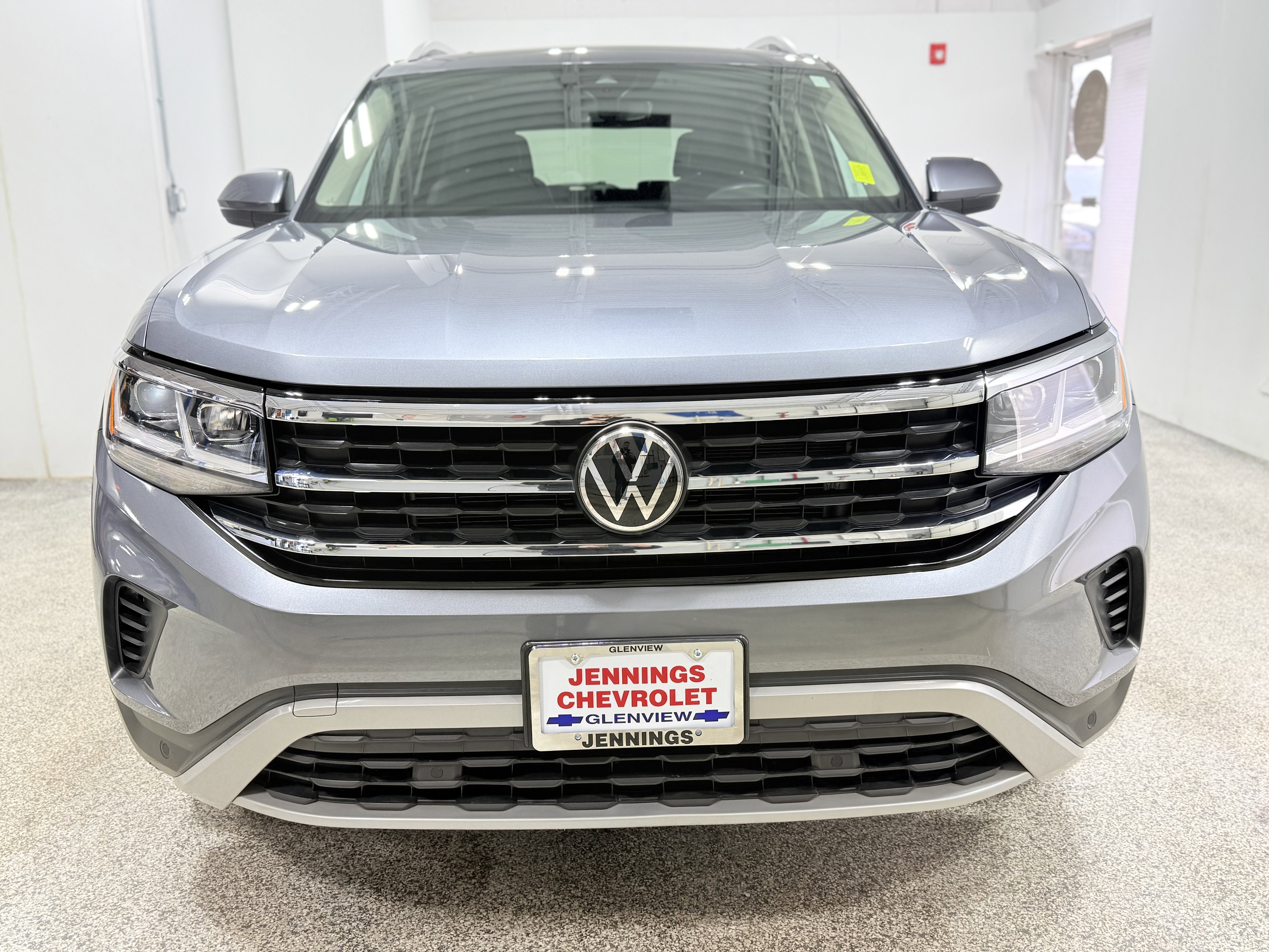 Used 2021 Volkswagen Atlas SEL image 2
