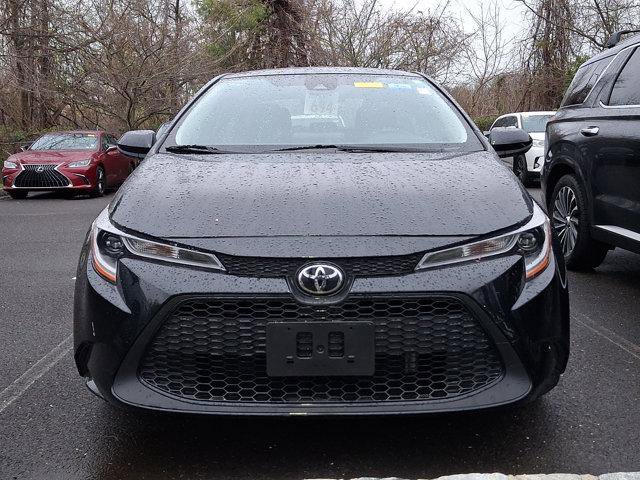 Certified 2022 Toyota Corolla LE w/ Carpet Mat Package (TMS) FWD image 3