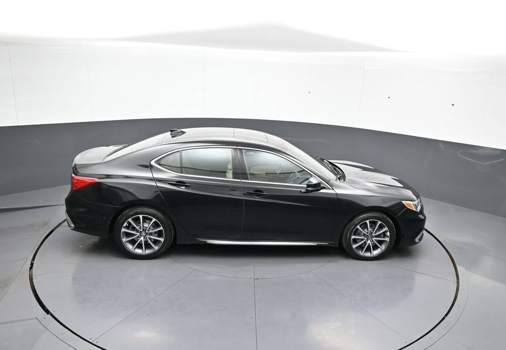 Used 2018 Acura TLX w/ Technology Package FWD image 37