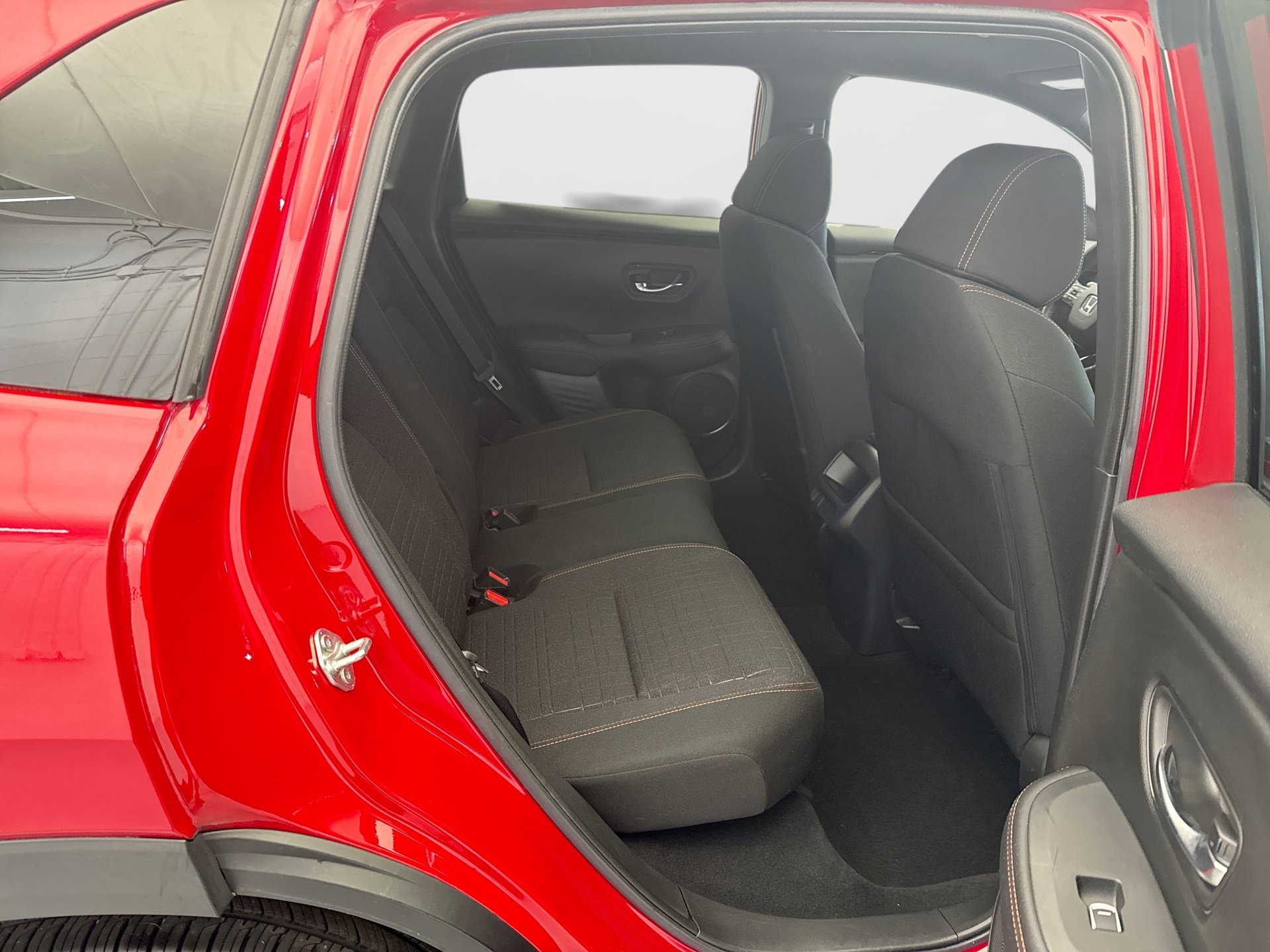 Used 2024 Honda HR-V Sport image 17