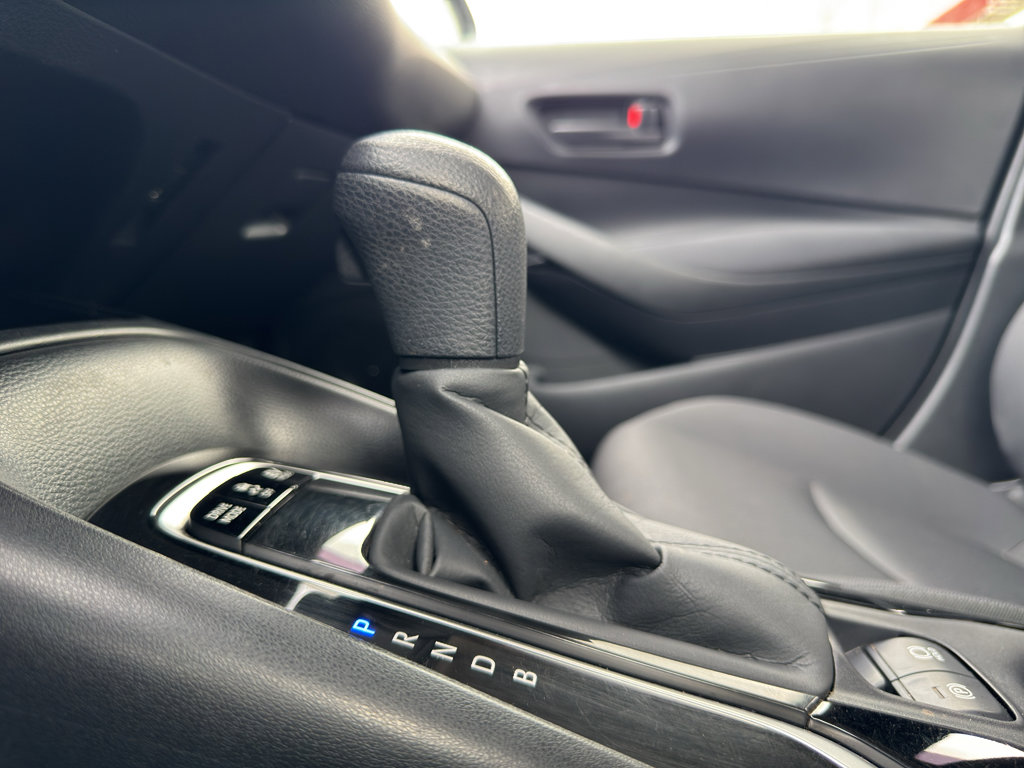 Used 2022 Toyota Corolla LE image 25