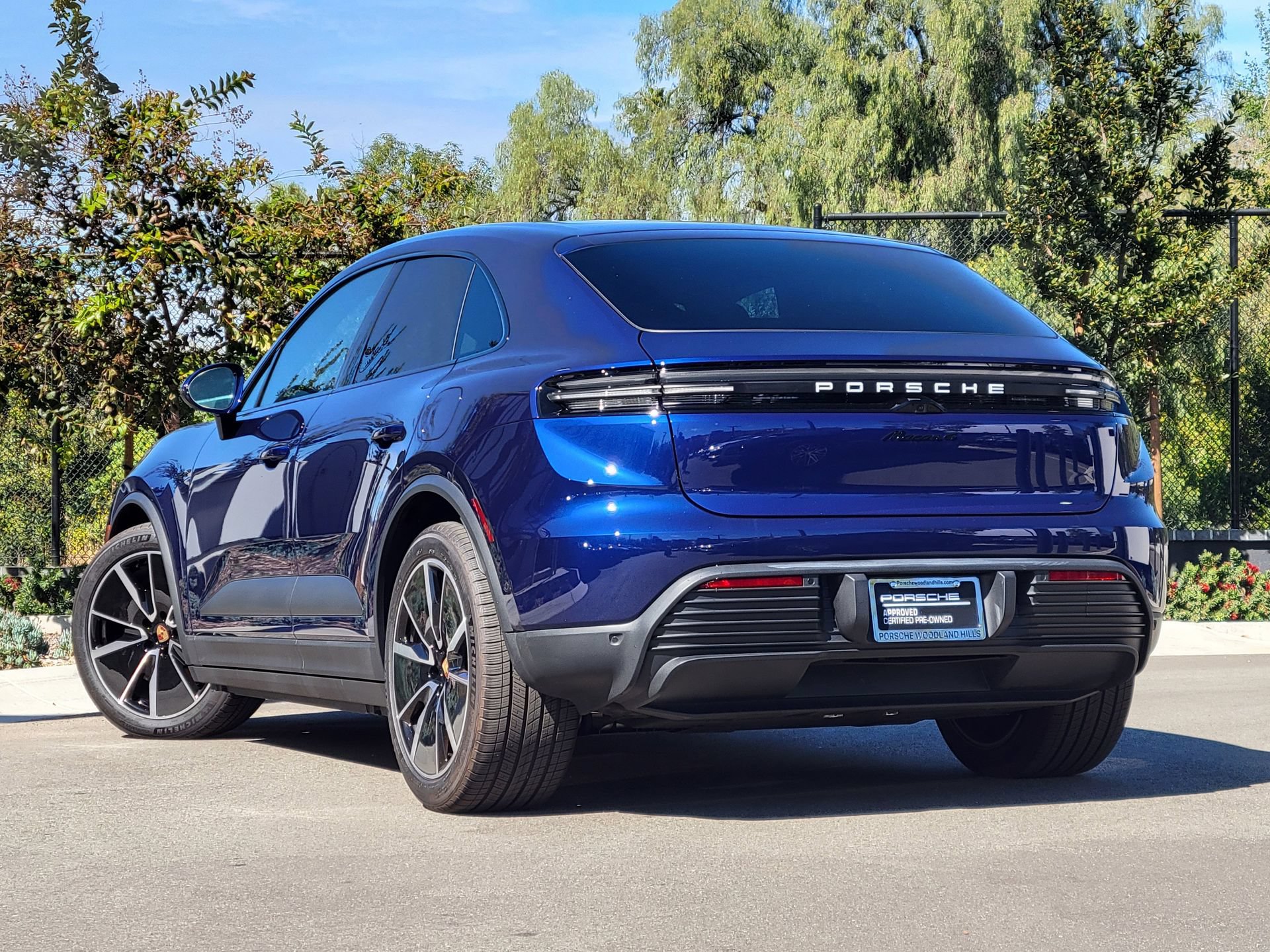 New 2025 Porsche Macan 4 Electric AWD/4WD image 3