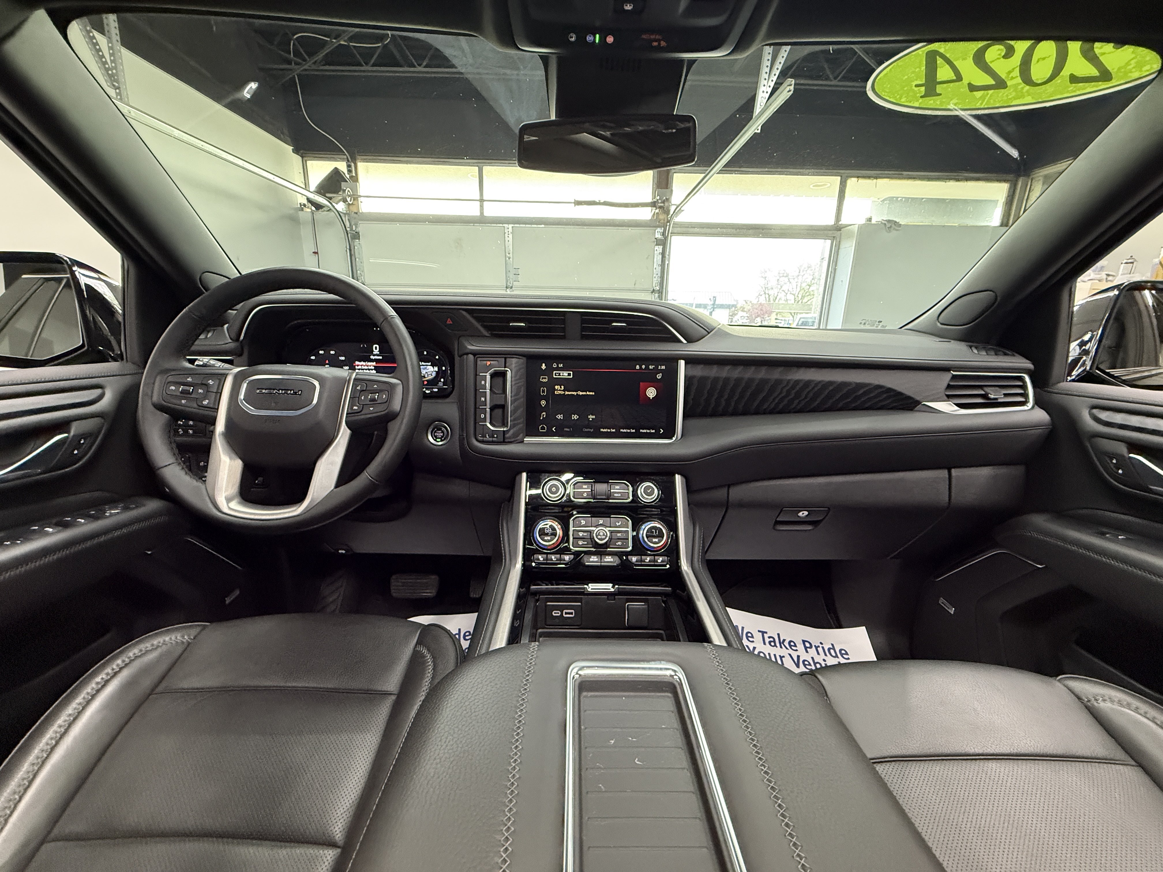 Used 2024 GMC Yukon Denali w/ Max Trailering Package AWD/4WD image 15