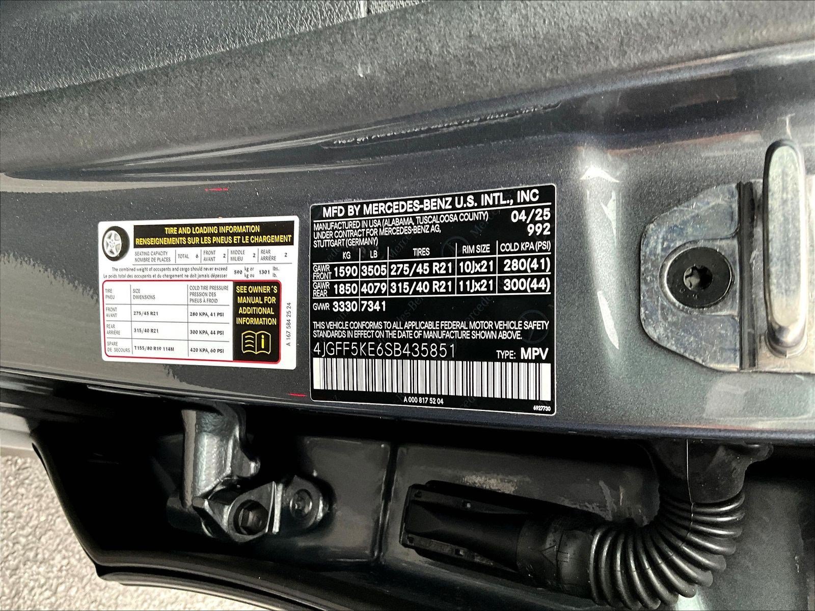 Used 2025 Mercedes-Benz GLS 450 4MATIC image 18