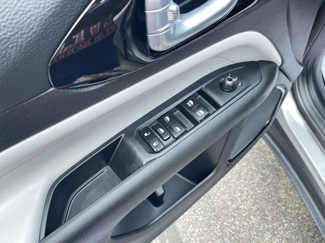 Used 2023 Jeep Compass Limited AWD/4WD image 22