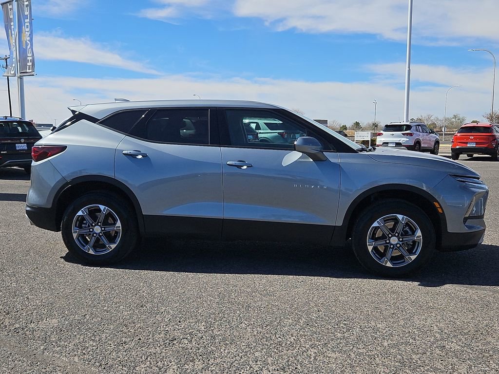 Used 2025 Chevrolet Blazer LT image 5