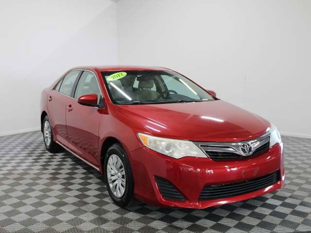 Used 2012 Toyota Camry LE w/ Protection Pkg FWD image 8
