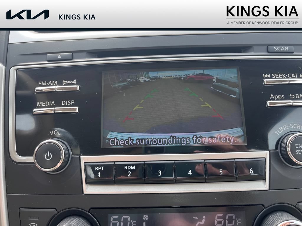 Used 2016 Nissan Altima 2.5 SV FWD image 14