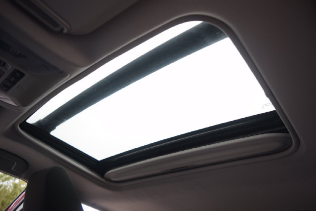 Used 2020 Toyota RAV4 XLE w/ Convenience Package FWD image 20