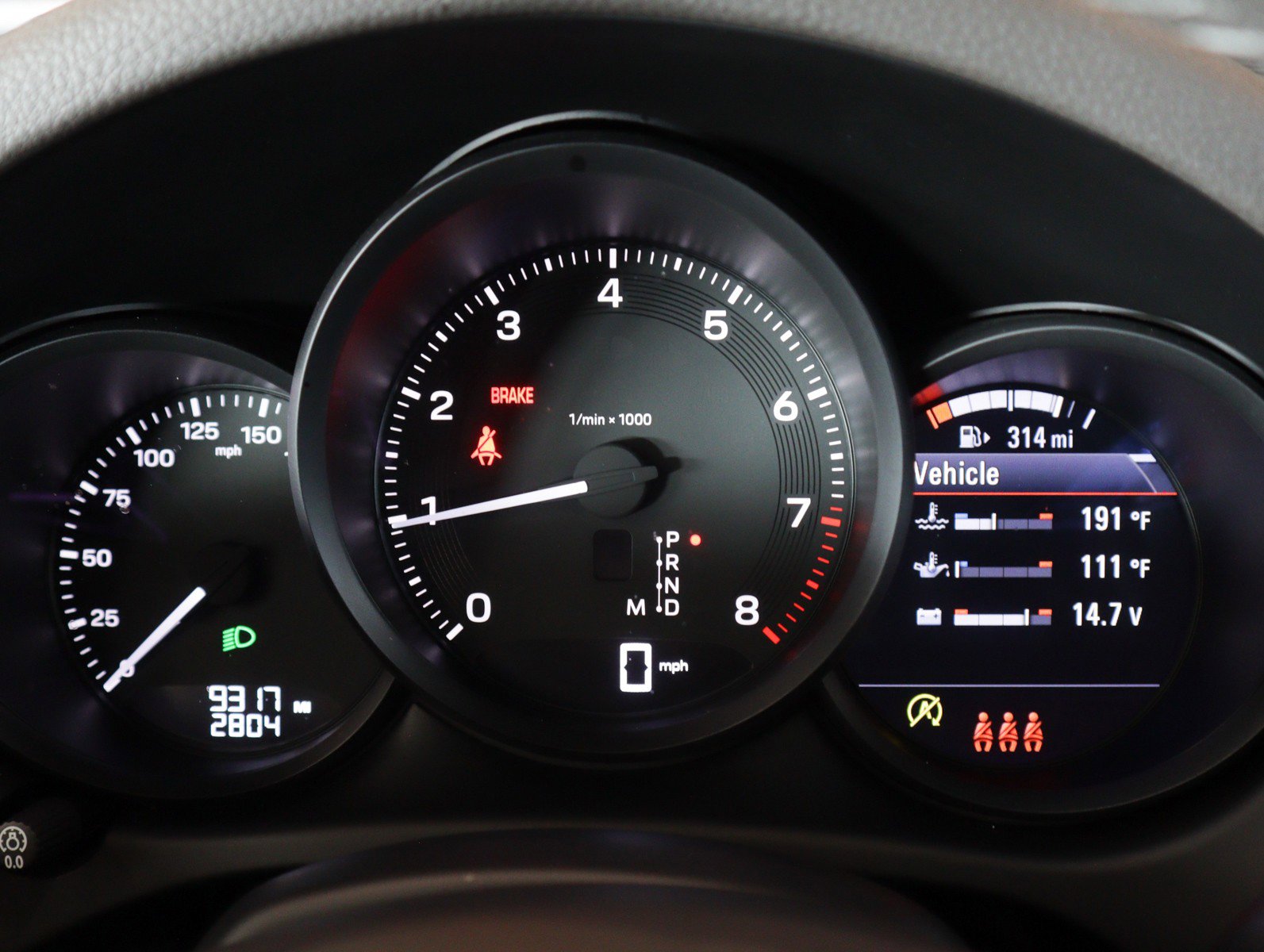 Certified 2025 Porsche Macan image 17