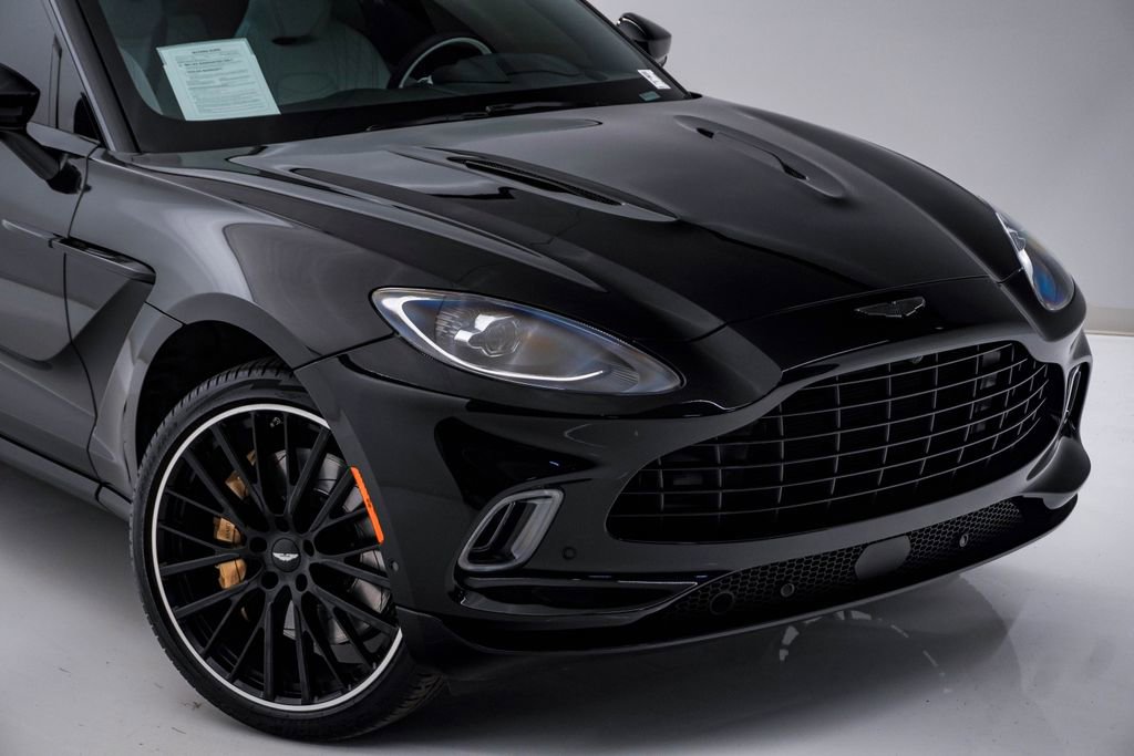 Used 2023 Aston Martin DBX AWD/4WD image 4