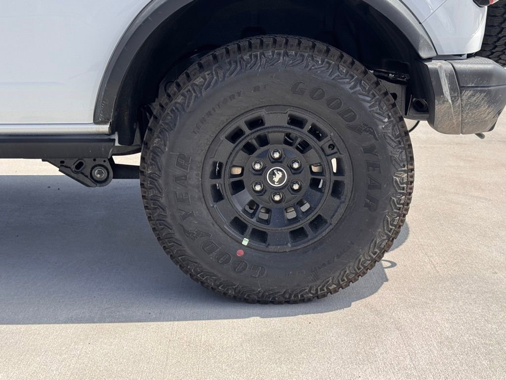 New 2026 Ford Bronco Badlands image 14