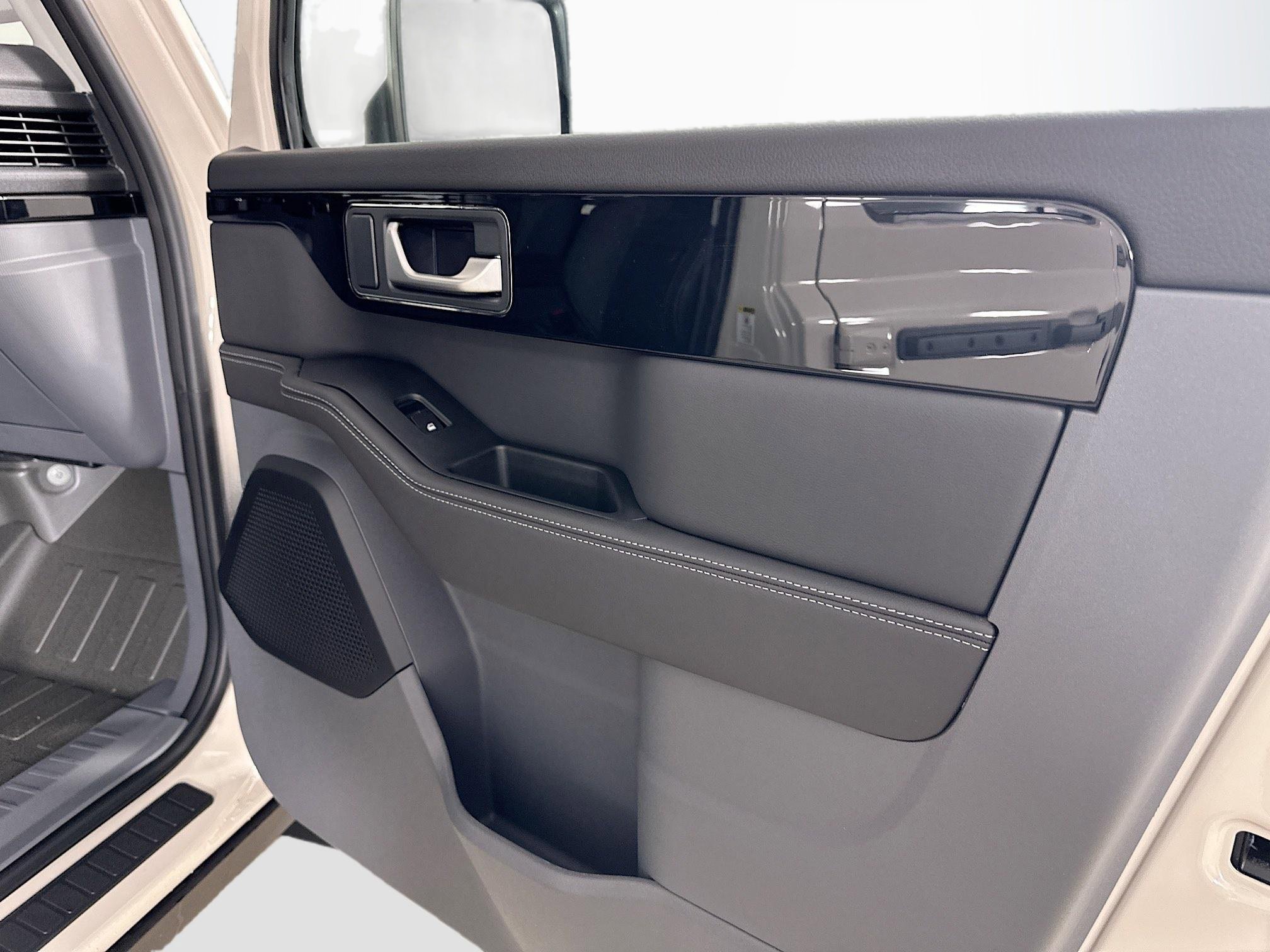 New 2026 INEOS Grenadier Fieldmaster Edition image 46