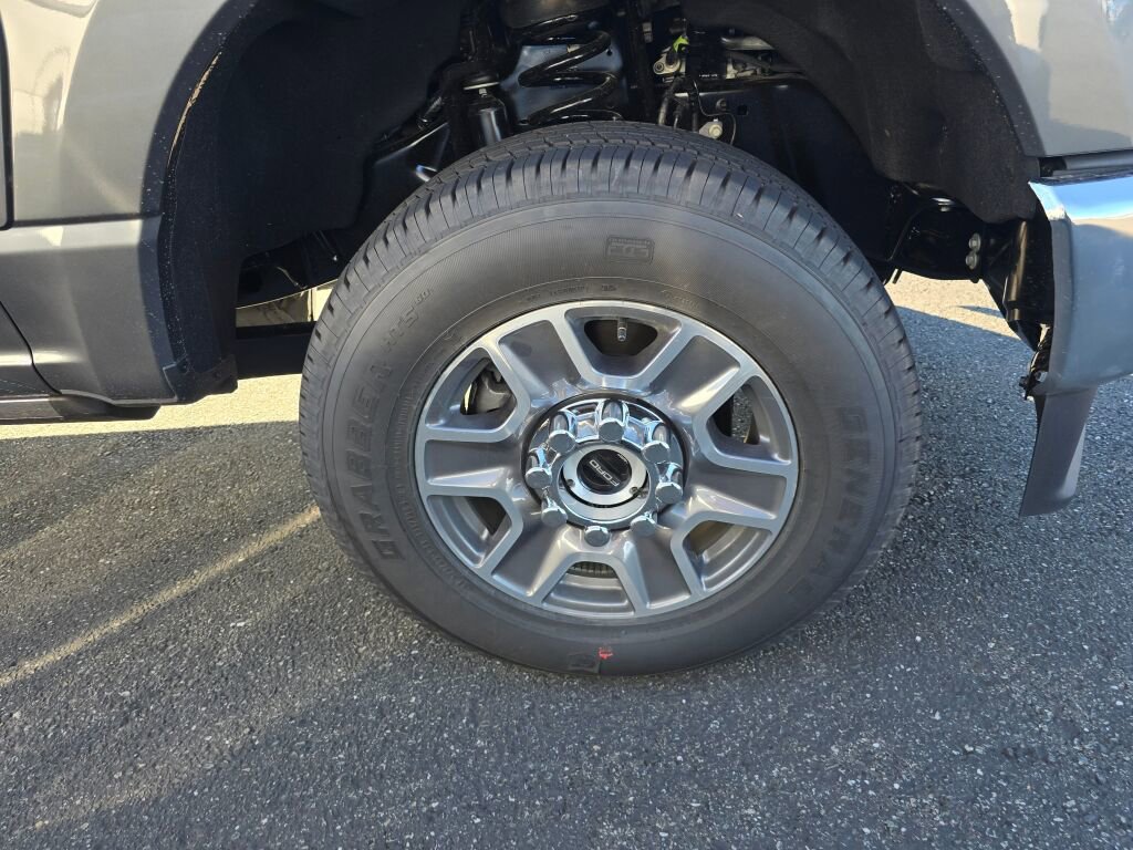 New 2026 Ford F250 Lariat image 4