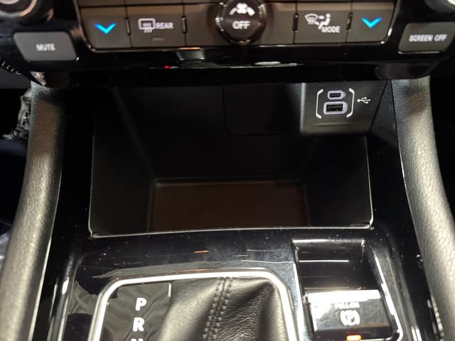 Used 2023 Jeep Compass Limited AWD/4WD image 16